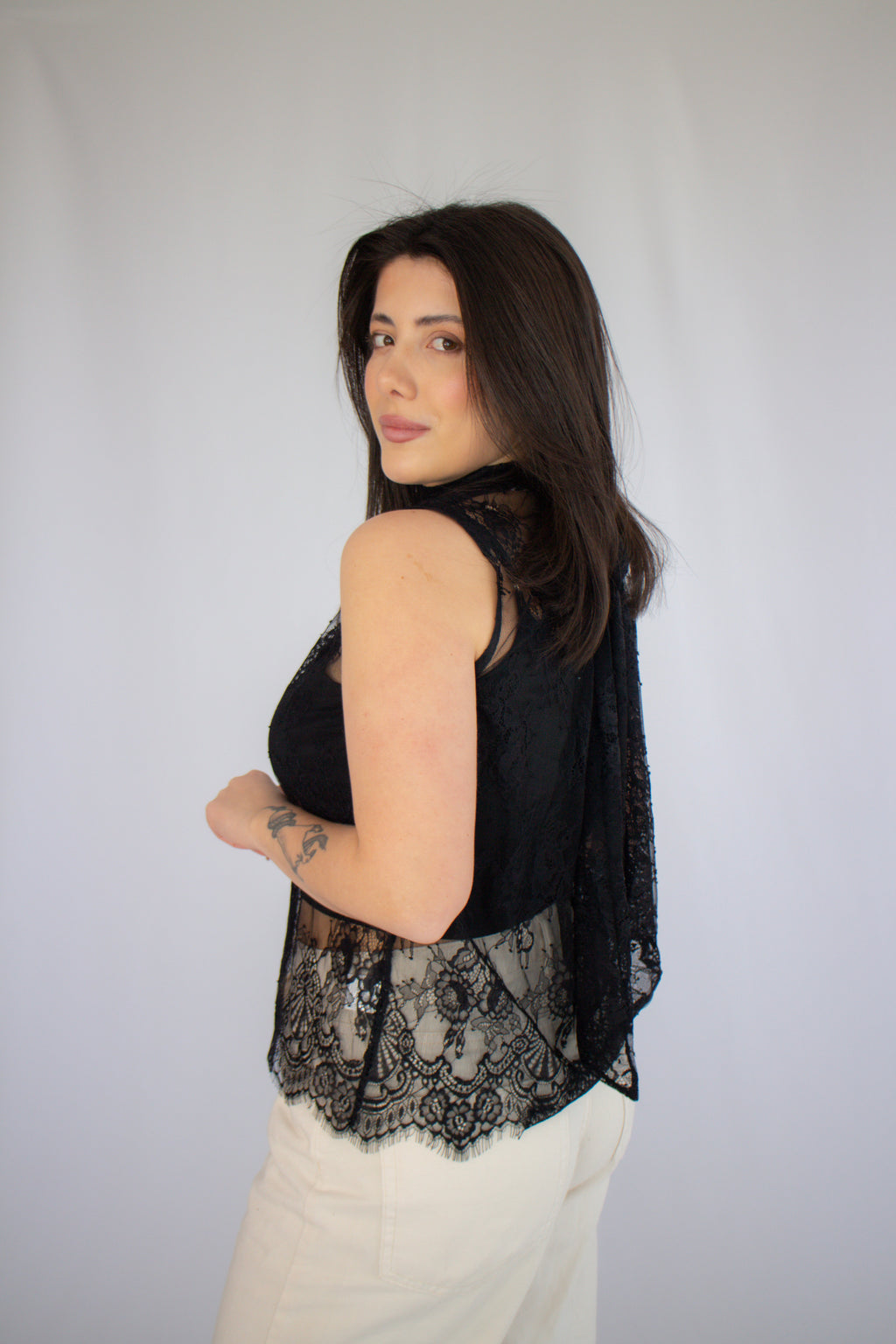 Blusa Renda Carolina Preto