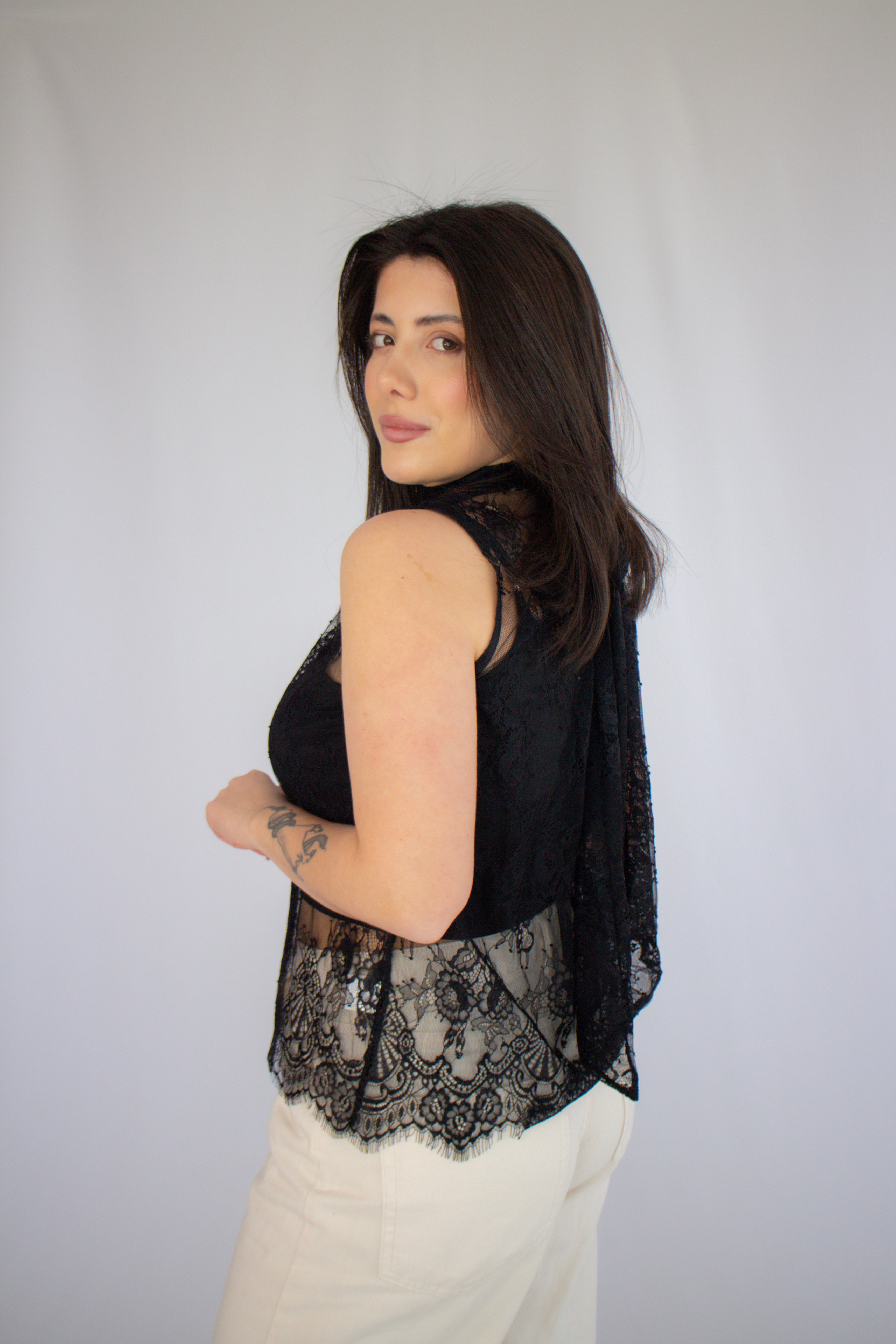 Blusa Renda Carolina Preto